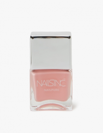 Nail Pure in Mayfair Mansion Mews