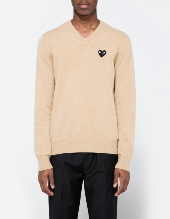 Play V-Neck Pullover in Beige