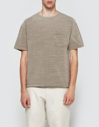 Heathered Crew Pocket Tee in Coyote