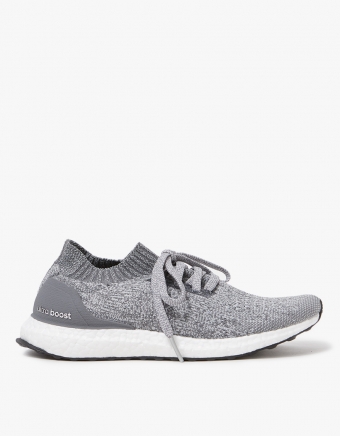 UltraBOOST Uncaged in Grey