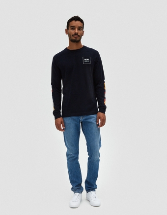 Han Longsleeve T-Shirt in Navy