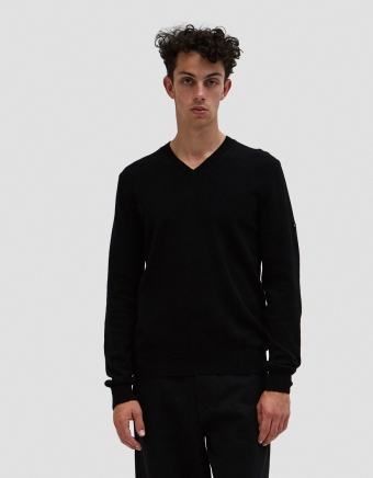 Play Small Black Heart Pullover in Black
