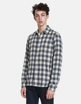 Traveler Shirt in Grey/Khaki Plaid