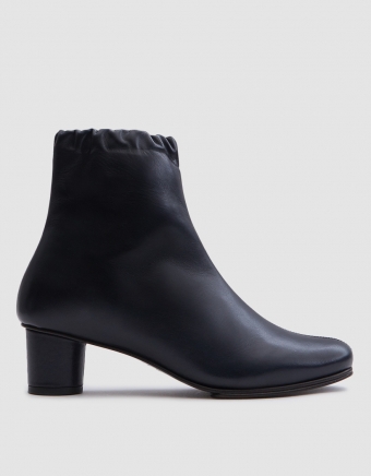 Jeanne Boots in Vaquetta Buio