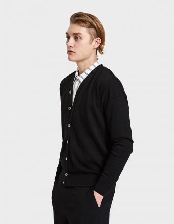 Intro Cardigan in Peano Black