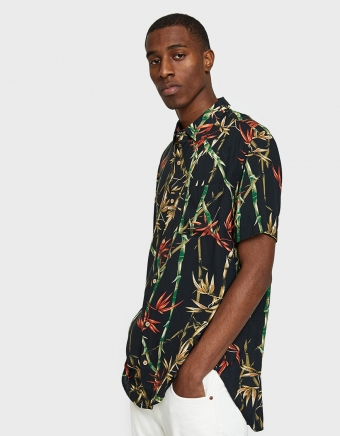 Bamboo SS Shirt in Multi