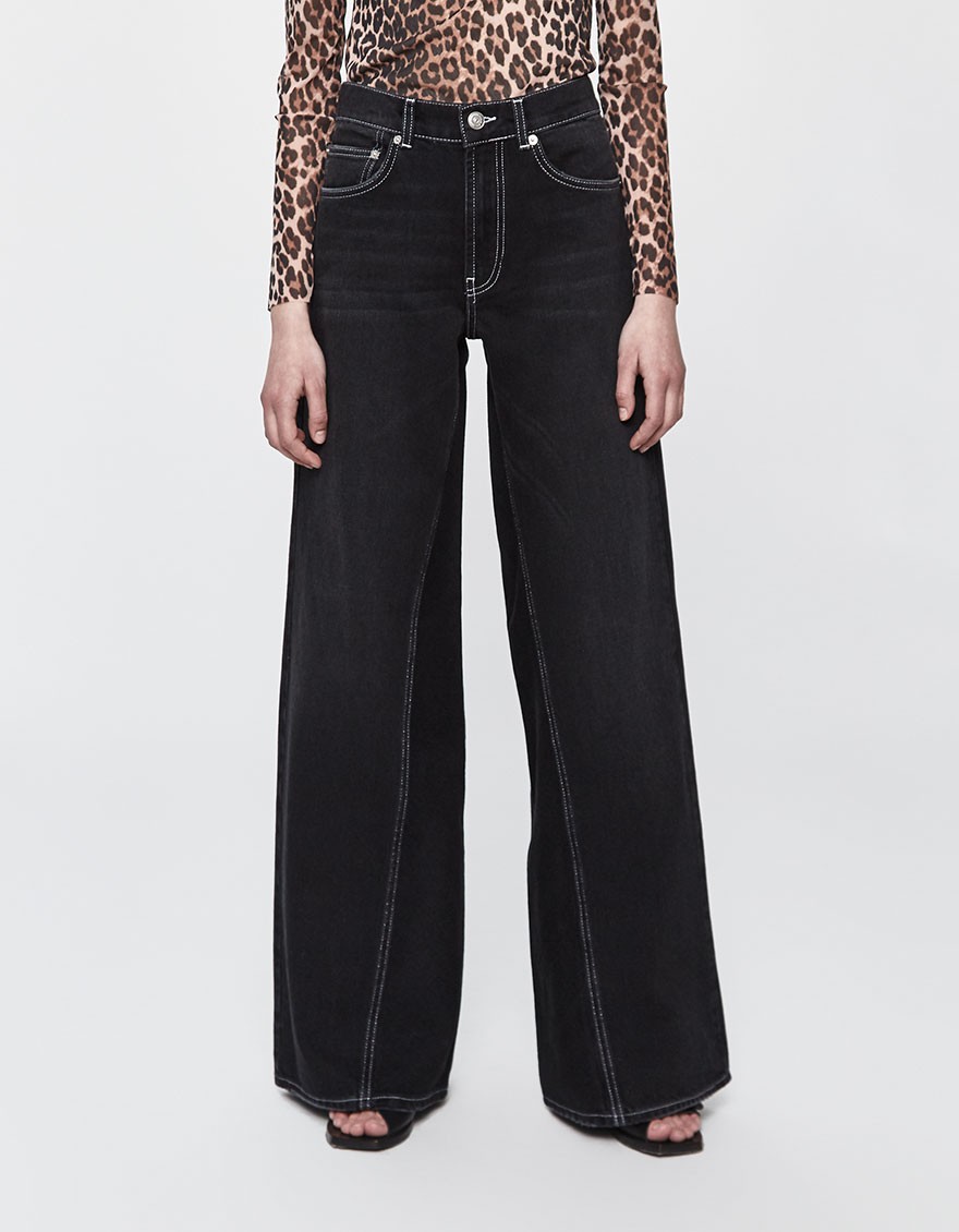 Classic Wide Leg Jean in Black Wash