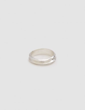 Petit Hera Silver Ring
