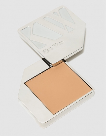 Cream Foundation in Just Sheer