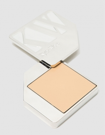 Cream Foundation in Silken