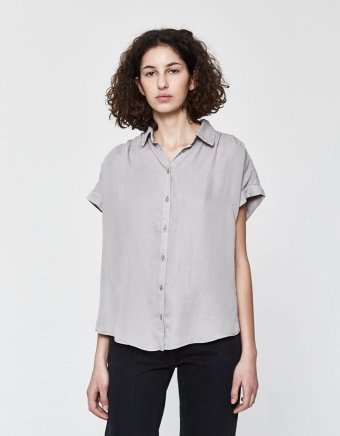 Emilia Button up In Grey