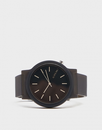 Mono Watch in Black
